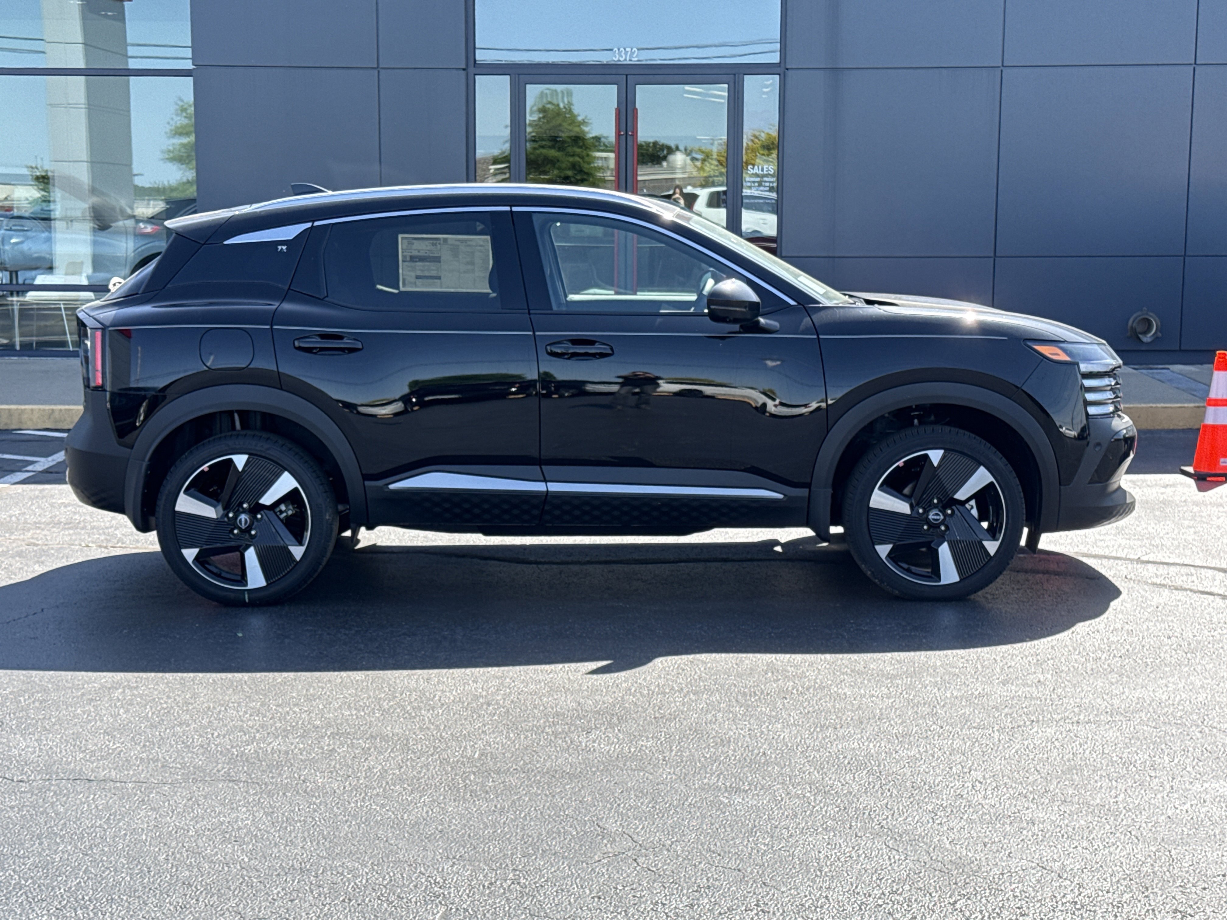 New 2026 Super Black Nissan SR image 2
