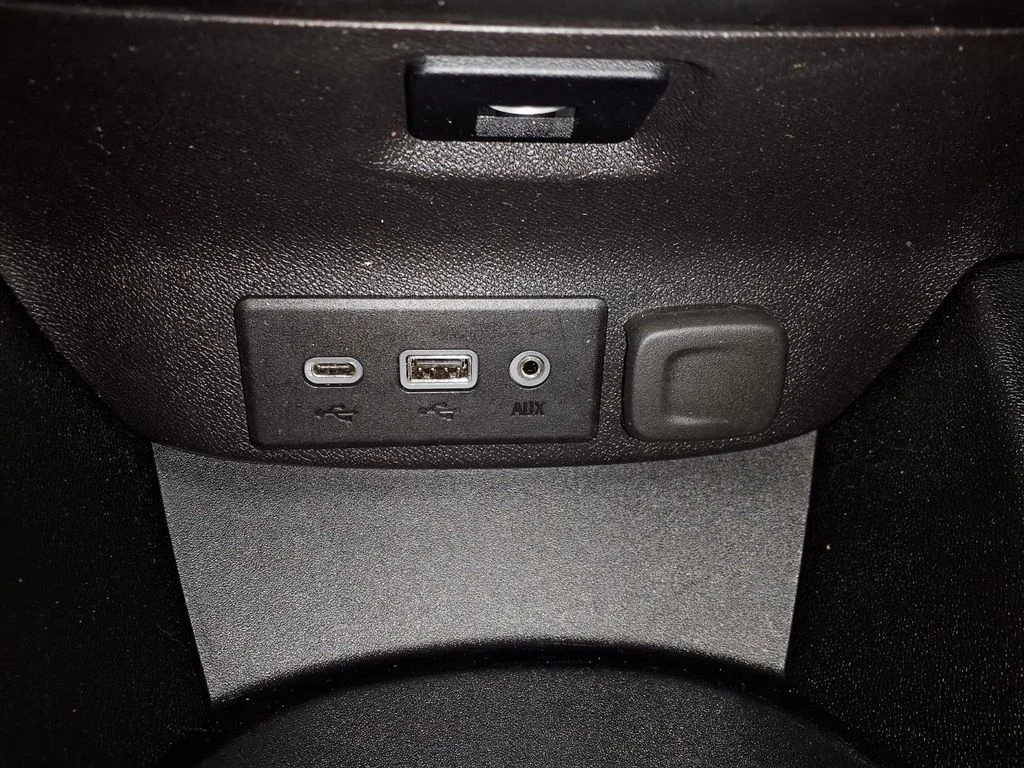 Used 2025 Gray Chevrolet LS image 23
