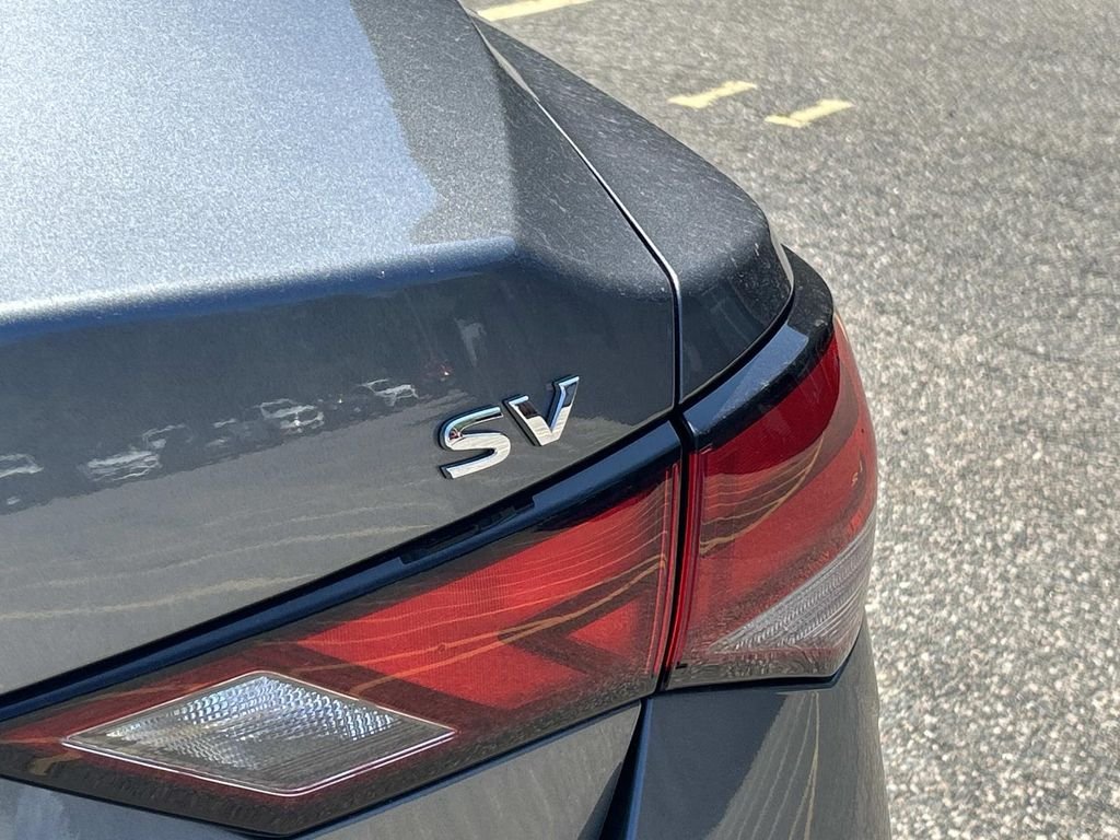Used 2020 Gray Nissan SV image 13