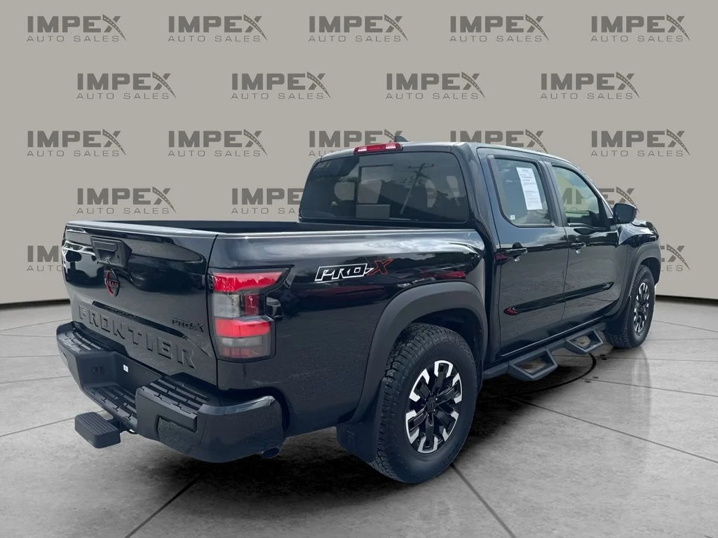 Used 2024 Black Nissan PRO-X image 5