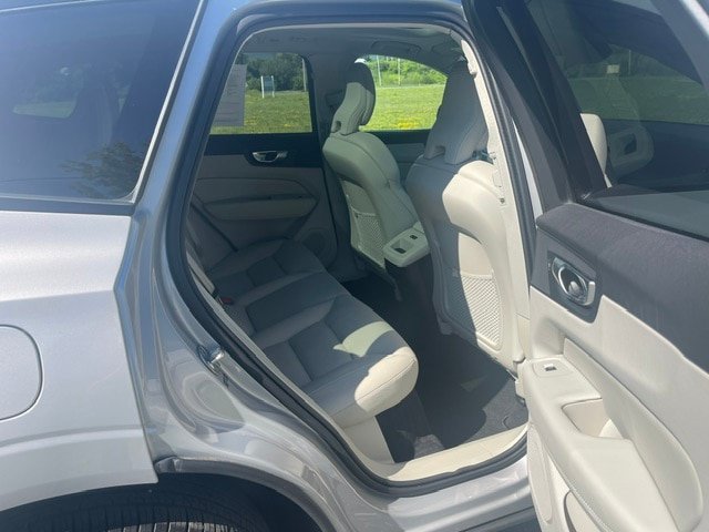 Used 2024 Silver Volvo Core Dark Theme image 12