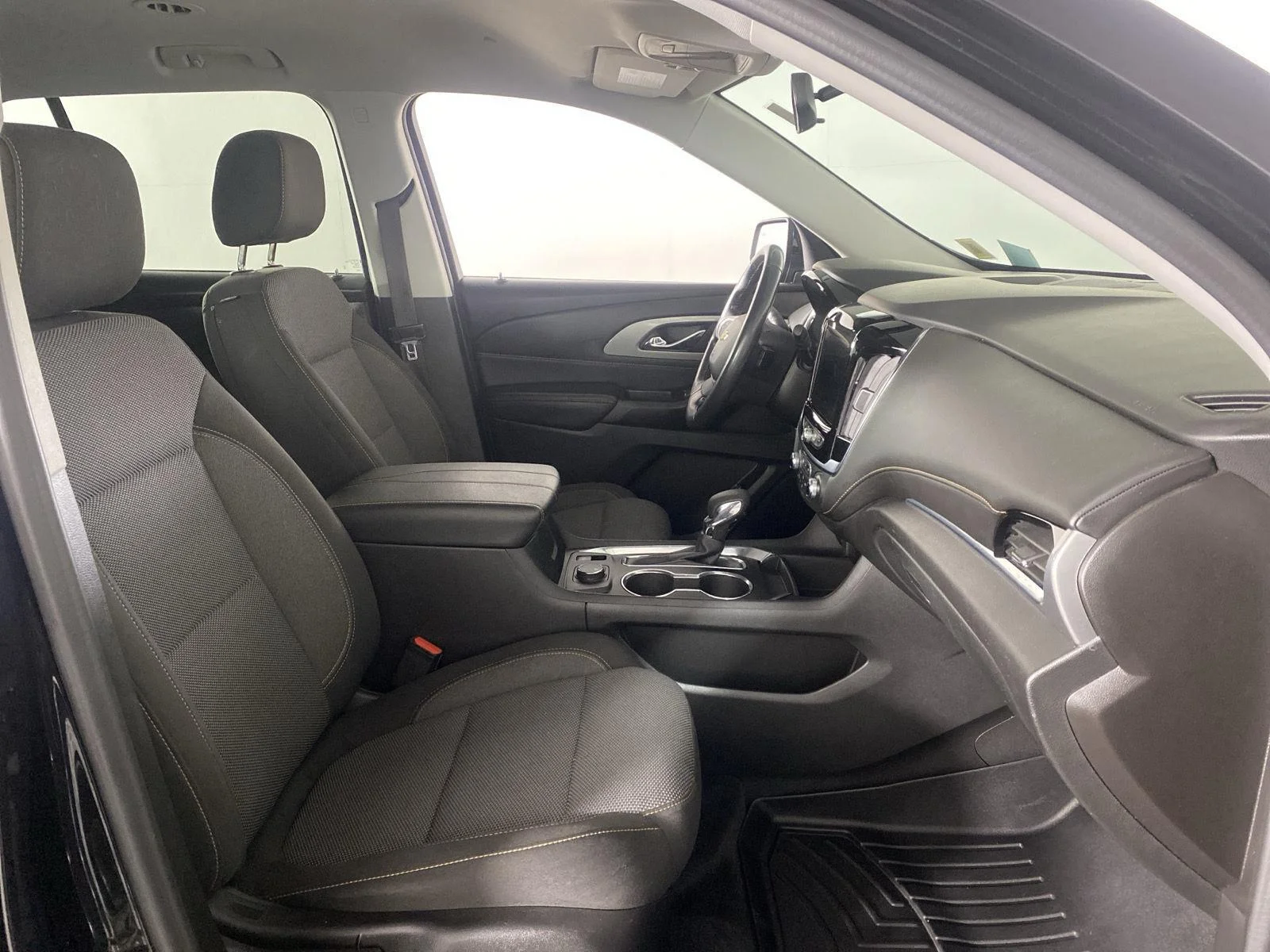 Used 2021 MOSAIC BLACK METALLIC Chevrolet LT Cloth image 27