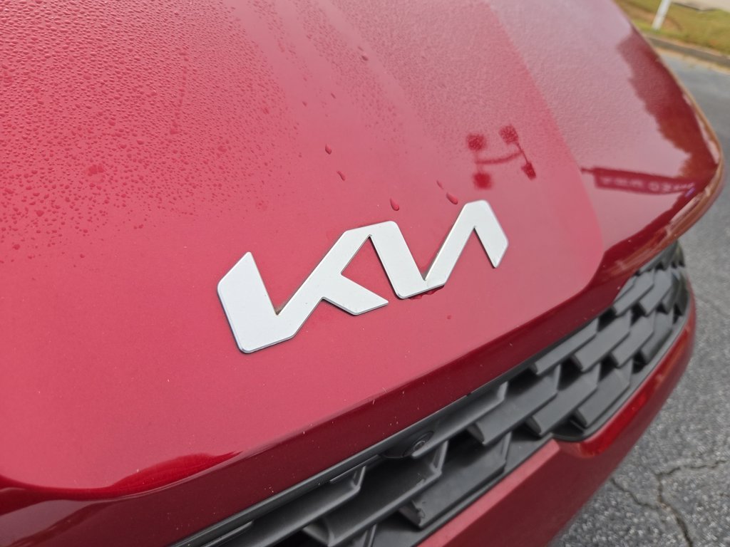 Used 2022 Passion Red Kia EX image 27