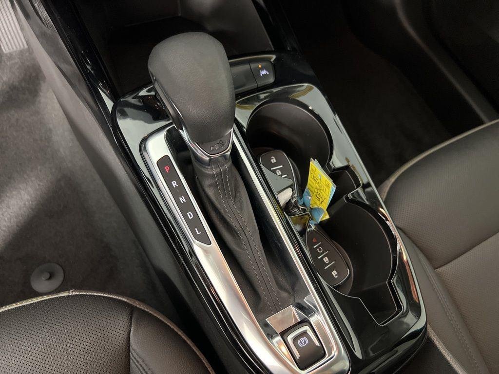 Used 2025 Marina Blue Chevrolet ACTIV image 23