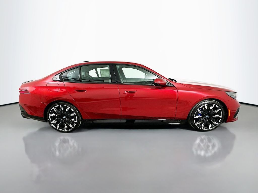 New 2027 Vegas Red Metallic BMW 550e xDrive image 4