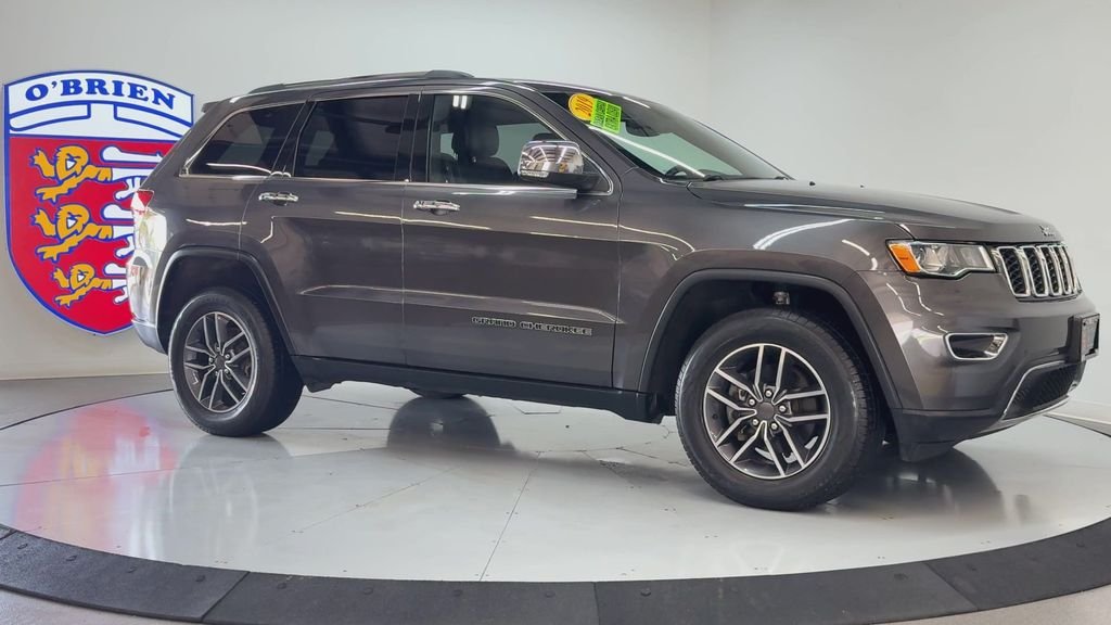 Used 2019 Crystal Metallic Jeep Limited image 3