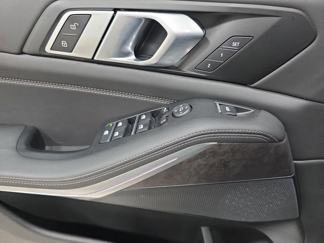 Certified Used 2026 Skyscraper Grey Metallic BMW xDrive40i image 25