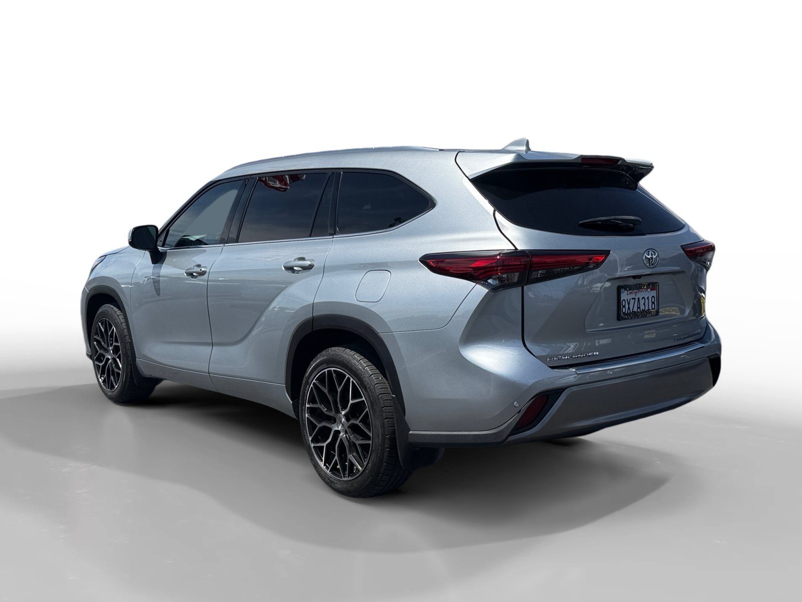 Used 2021 Celestial Silver Metallic Toyota Platinum image 3