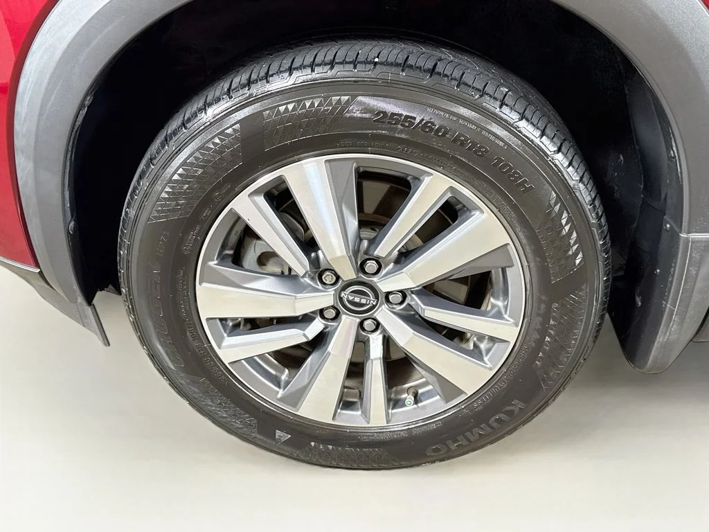 Used 2024 Red Nissan SL image 42