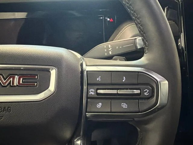 Used 2025 White GMC Elevation image 35