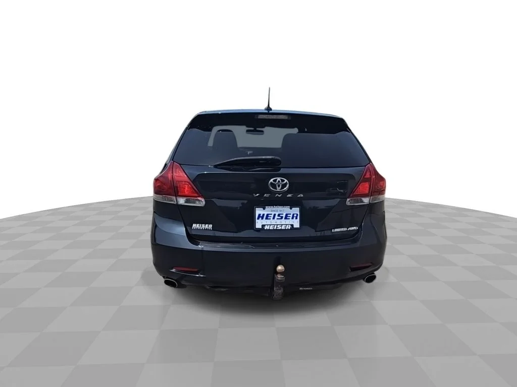Used 2013 Gray Toyota Limited image 7
