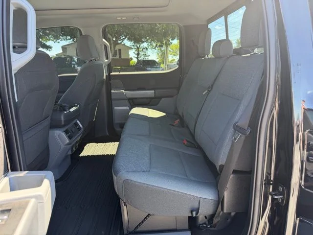 Used 2024 Black Ford XLT image 20