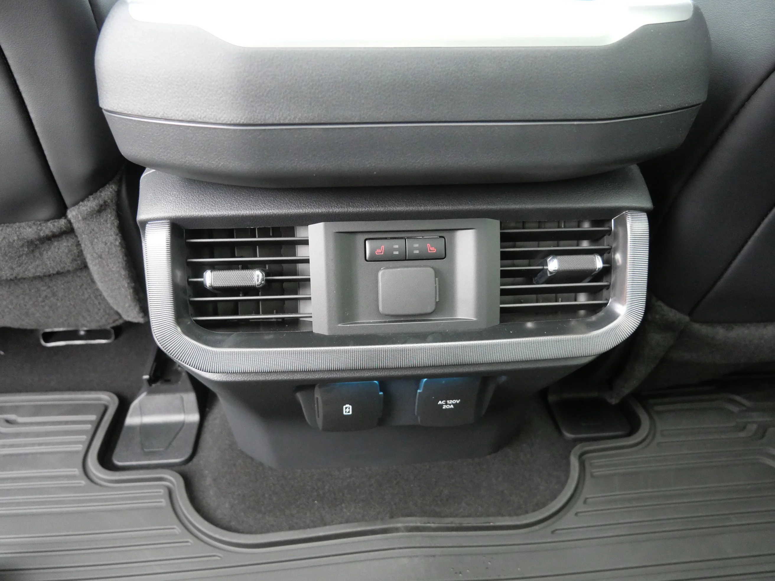 New 2026 Agate Black Metallic Ford Platinum® image 15