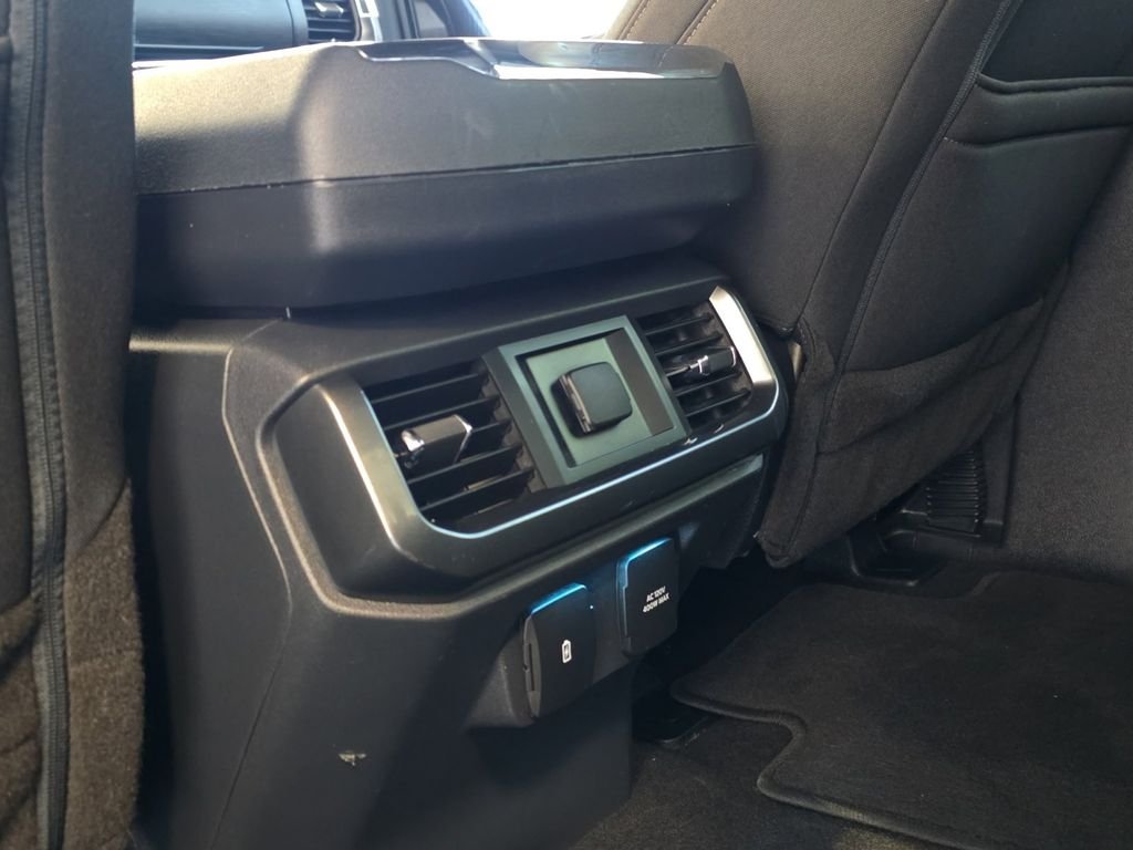 Used 2023 Black Ford XLT image 28