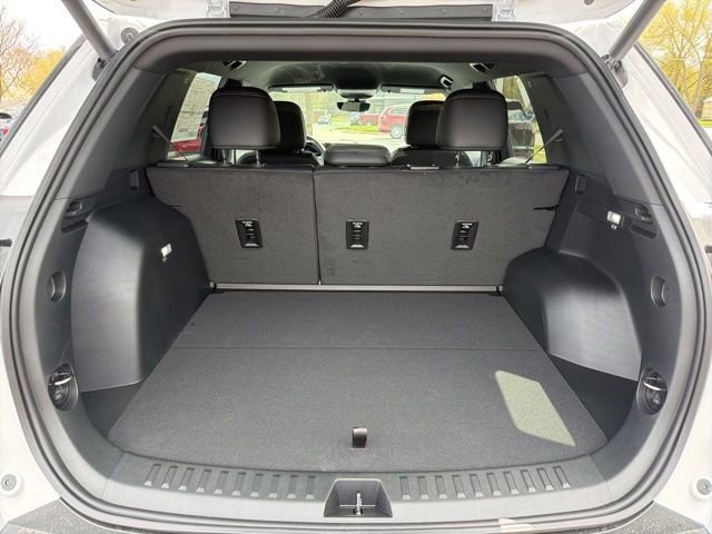 2026 Chevrolet Equinox LT - Photo 16