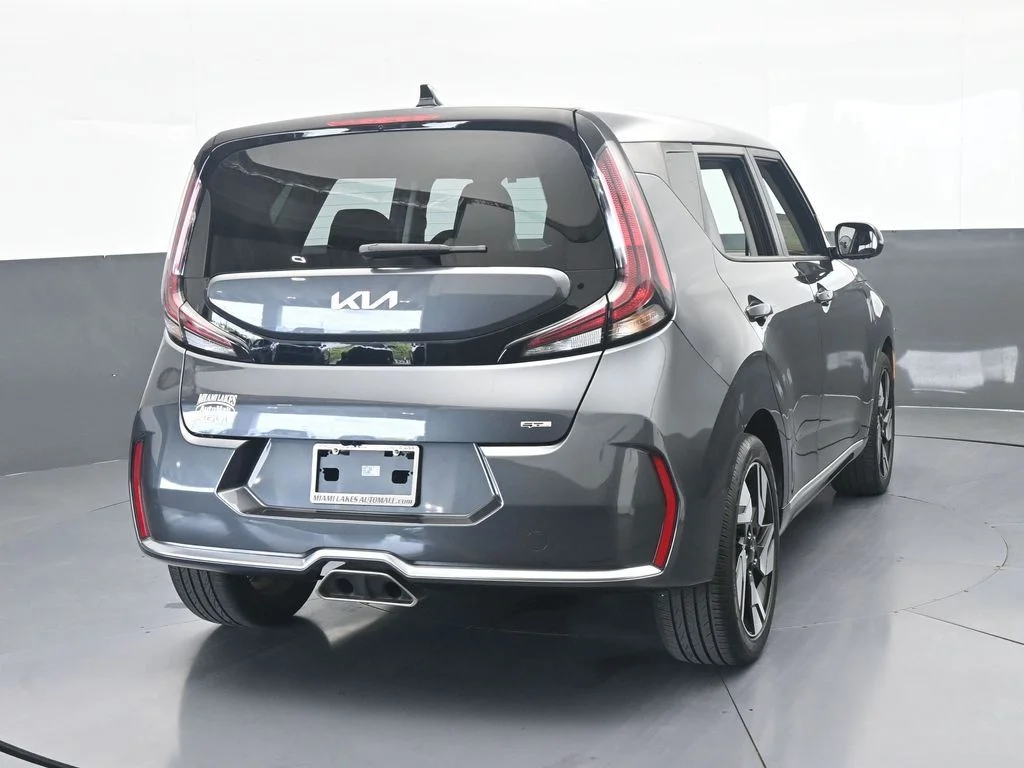 Used 2024 Gravity Gray Kia GT-Line image 4