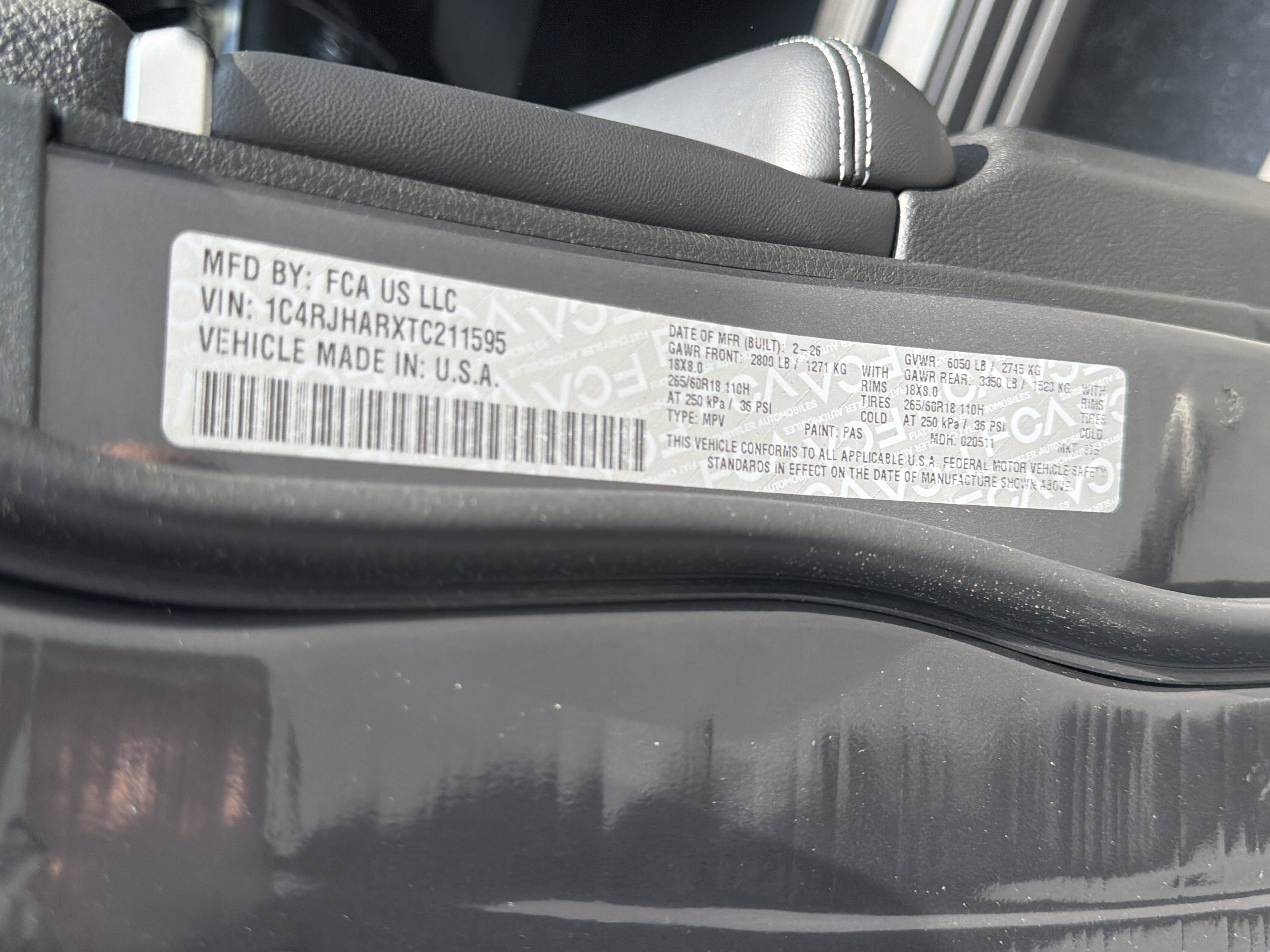 New 2026 Baltic Gray Metallic Clear-Coat Exterior Paint Jeep Altitude image 41