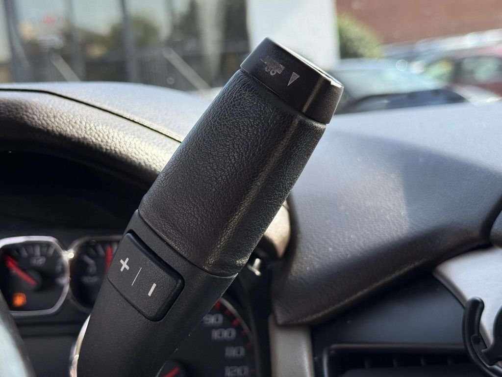 Used 2016 Onyx Black GMC SLT image 26