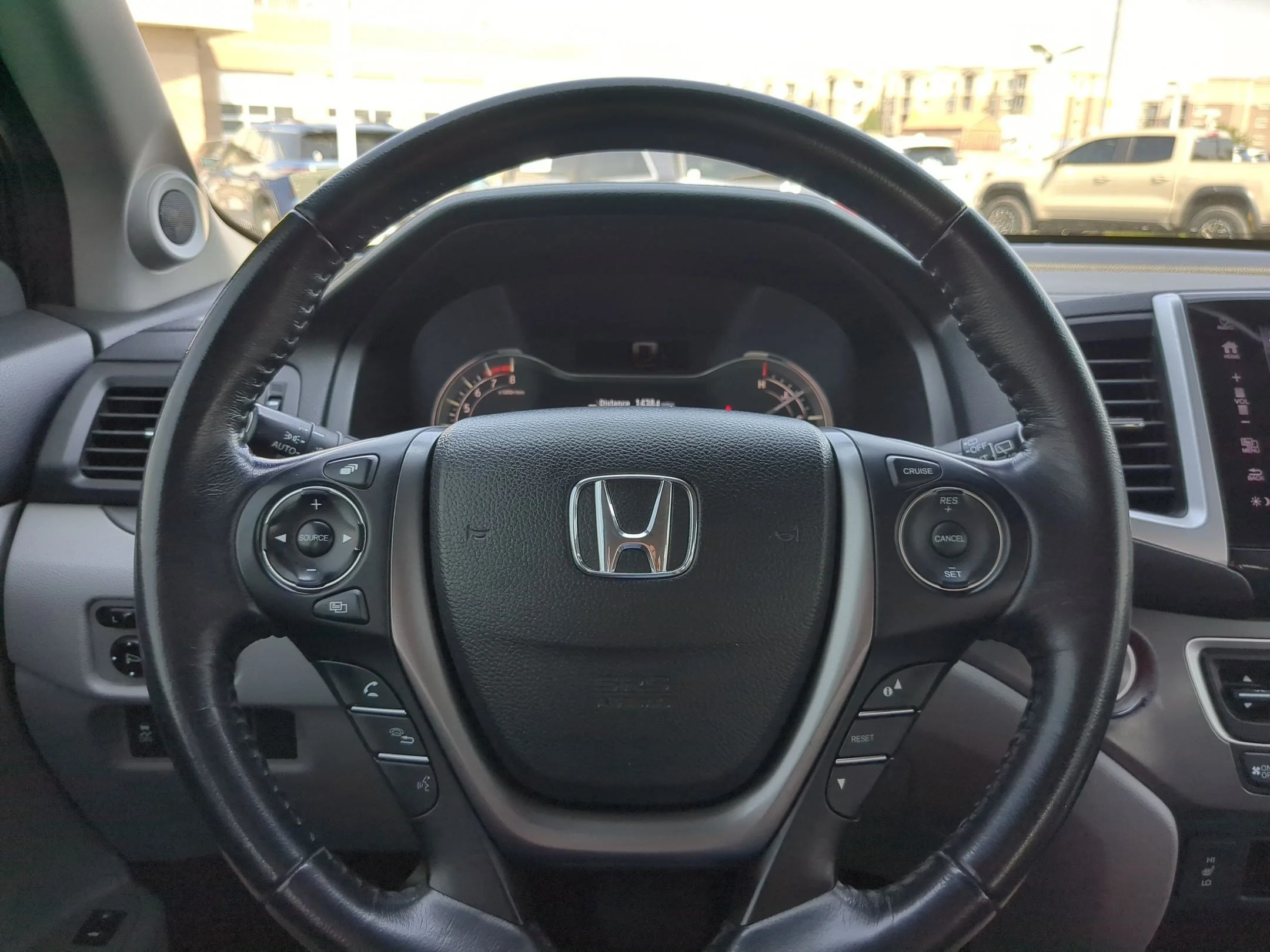 Used 2017 Modern Steel Metallic Honda EX-L image 16