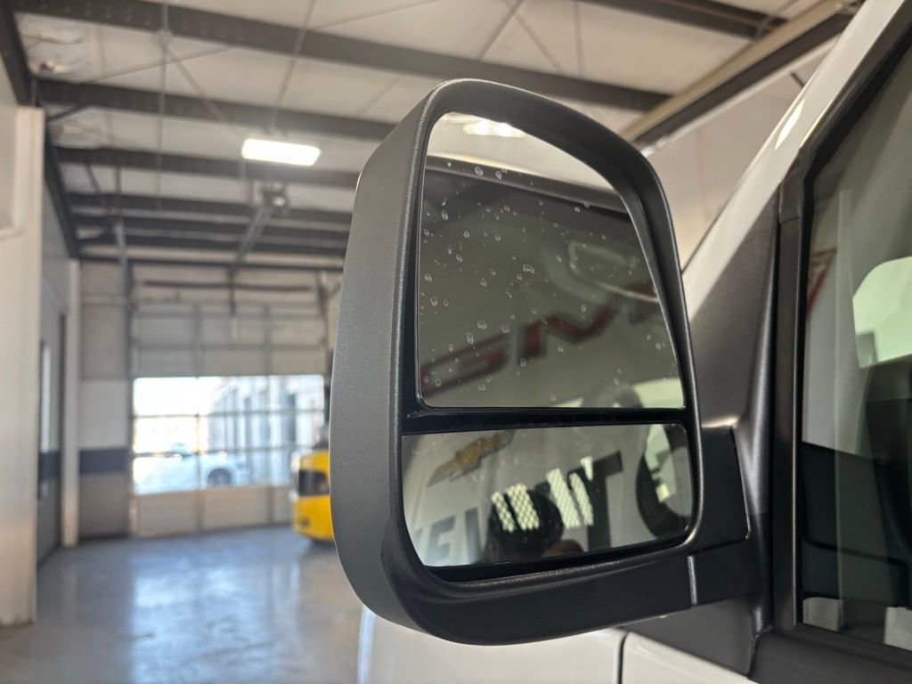 2025 Chevrolet Express Cargo Work Van - Photo 21