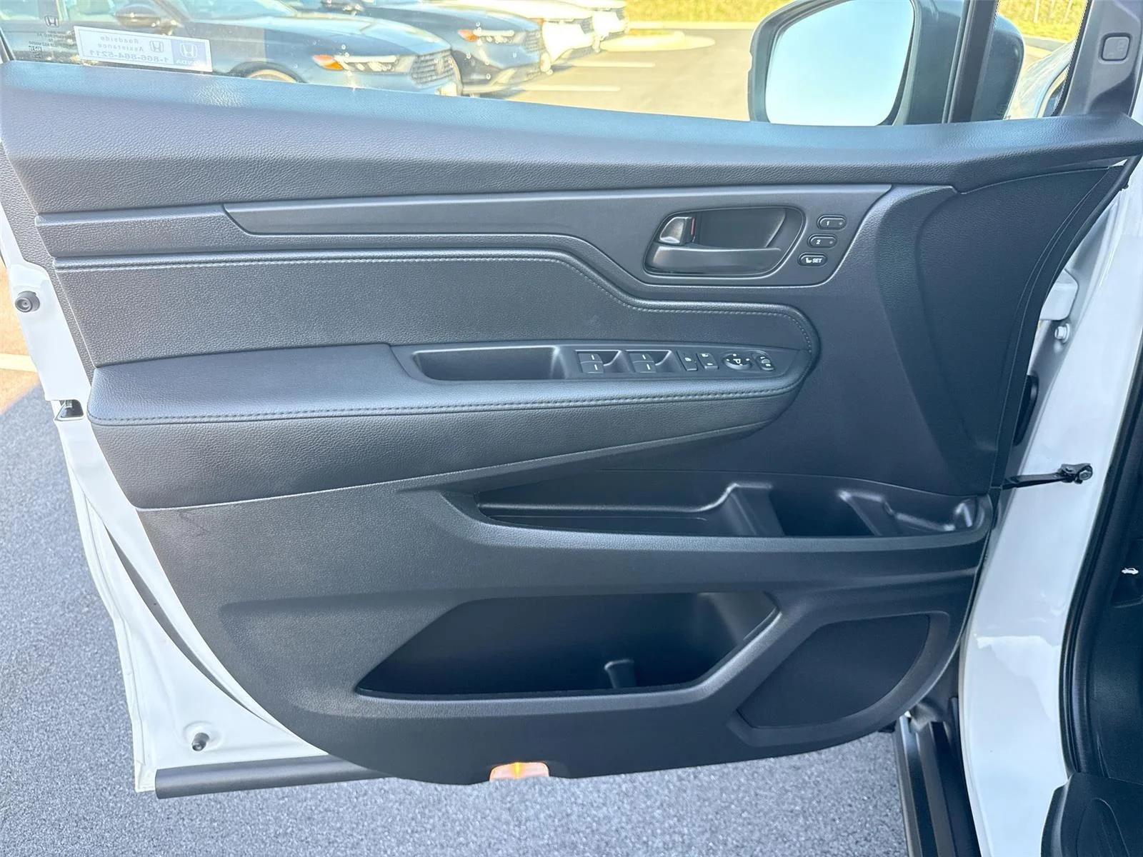 2026 Honda Odyssey EX-L - Photo 14