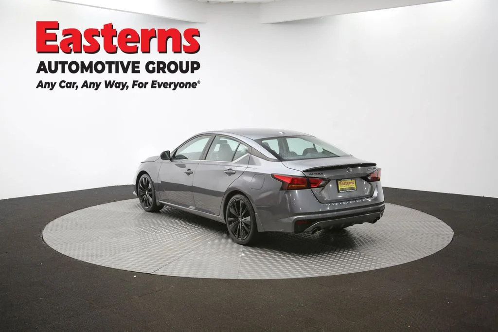 Used 2022 Gray Nissan 2.5 SR image 62