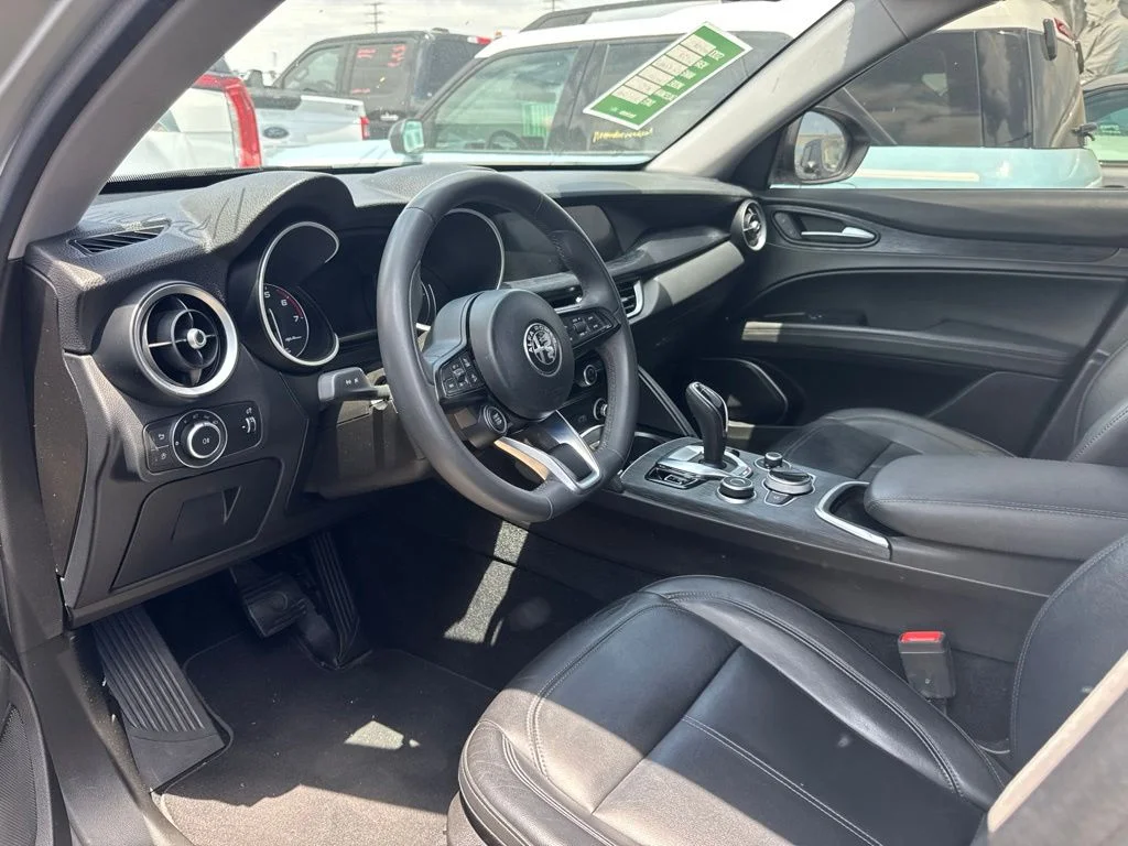Used 2020 Gray Alfa Romeo Base image 5