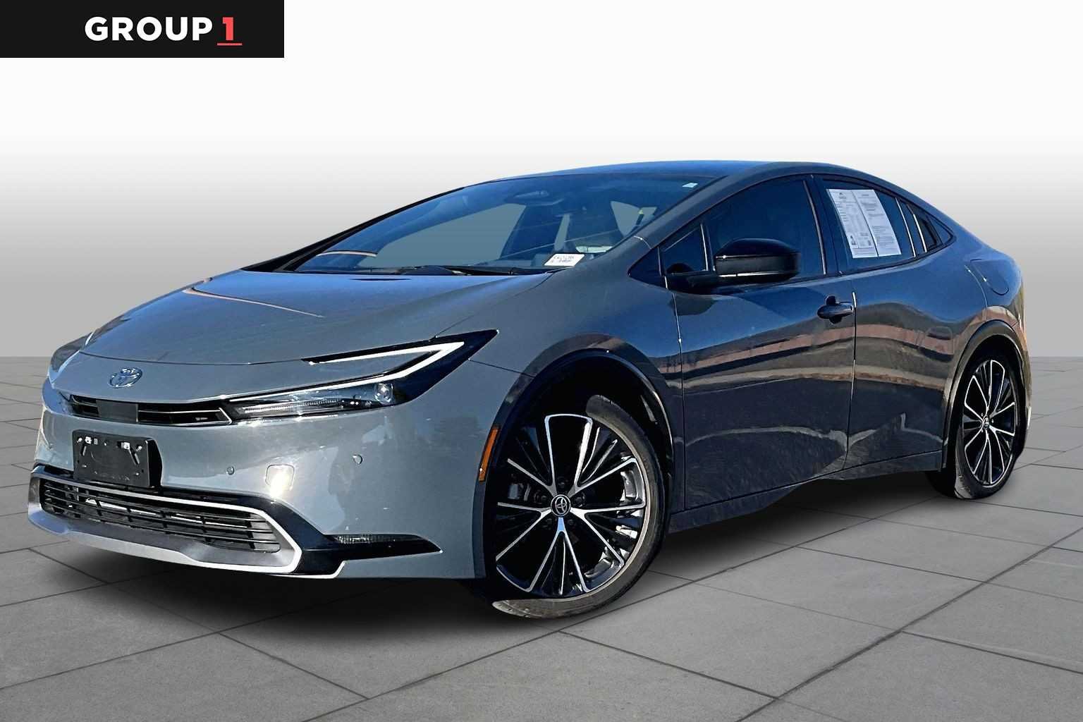 2024 Toyota Prius XLE FWD's photo