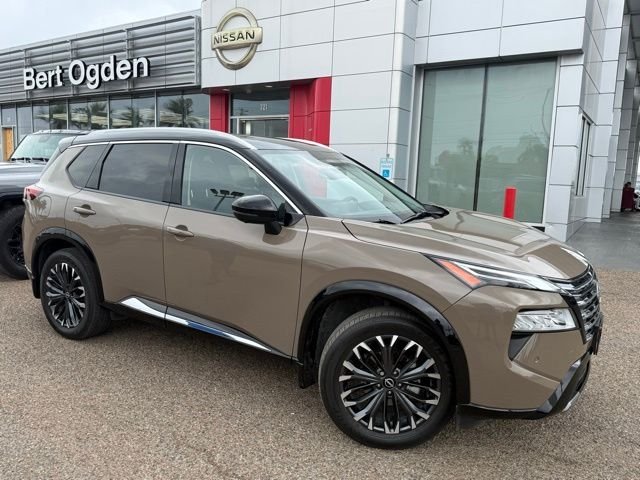 2024 Nissan Rogue Platinum FWD's photo