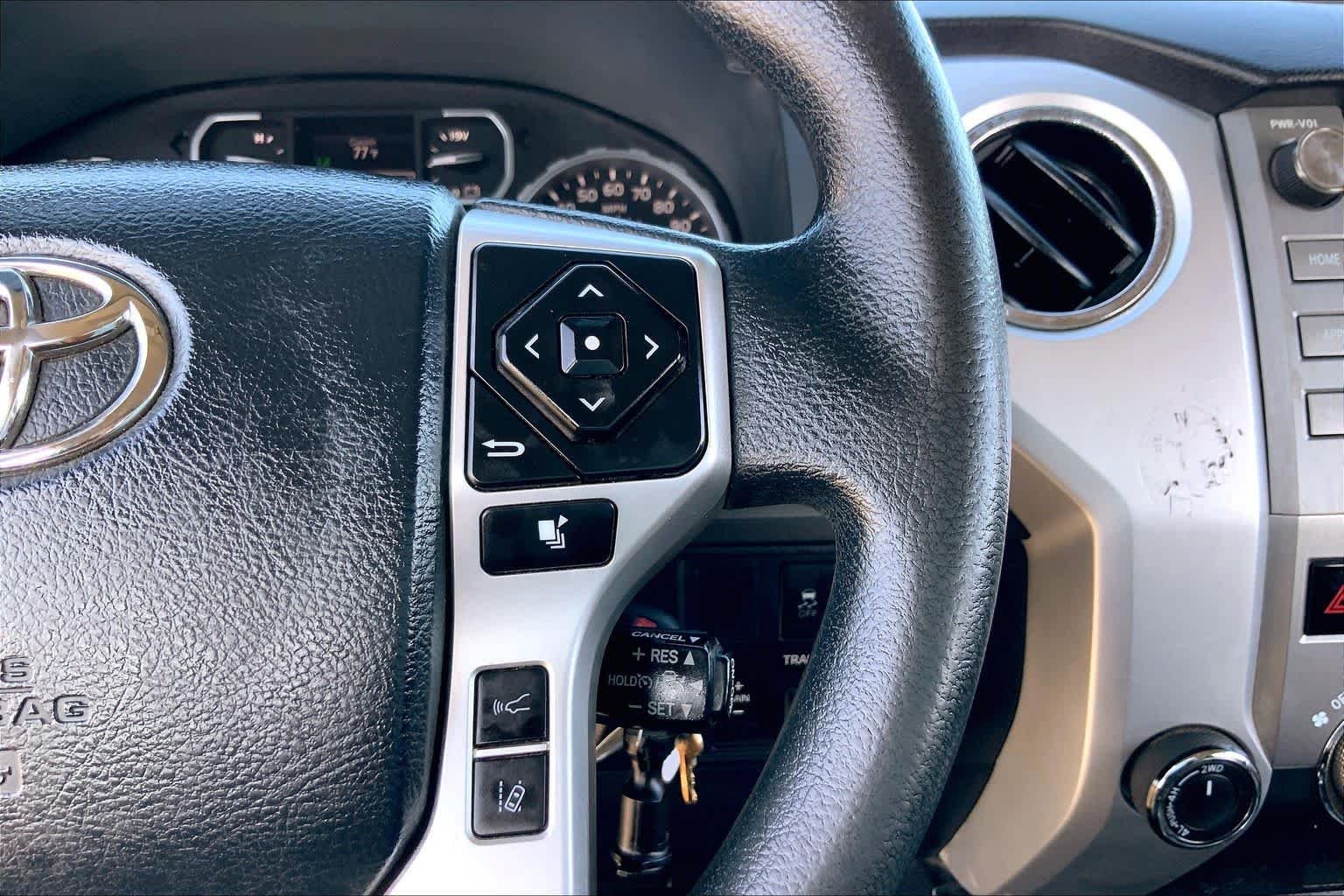 Used 2018 Quicksand Toyota SR5 image 23