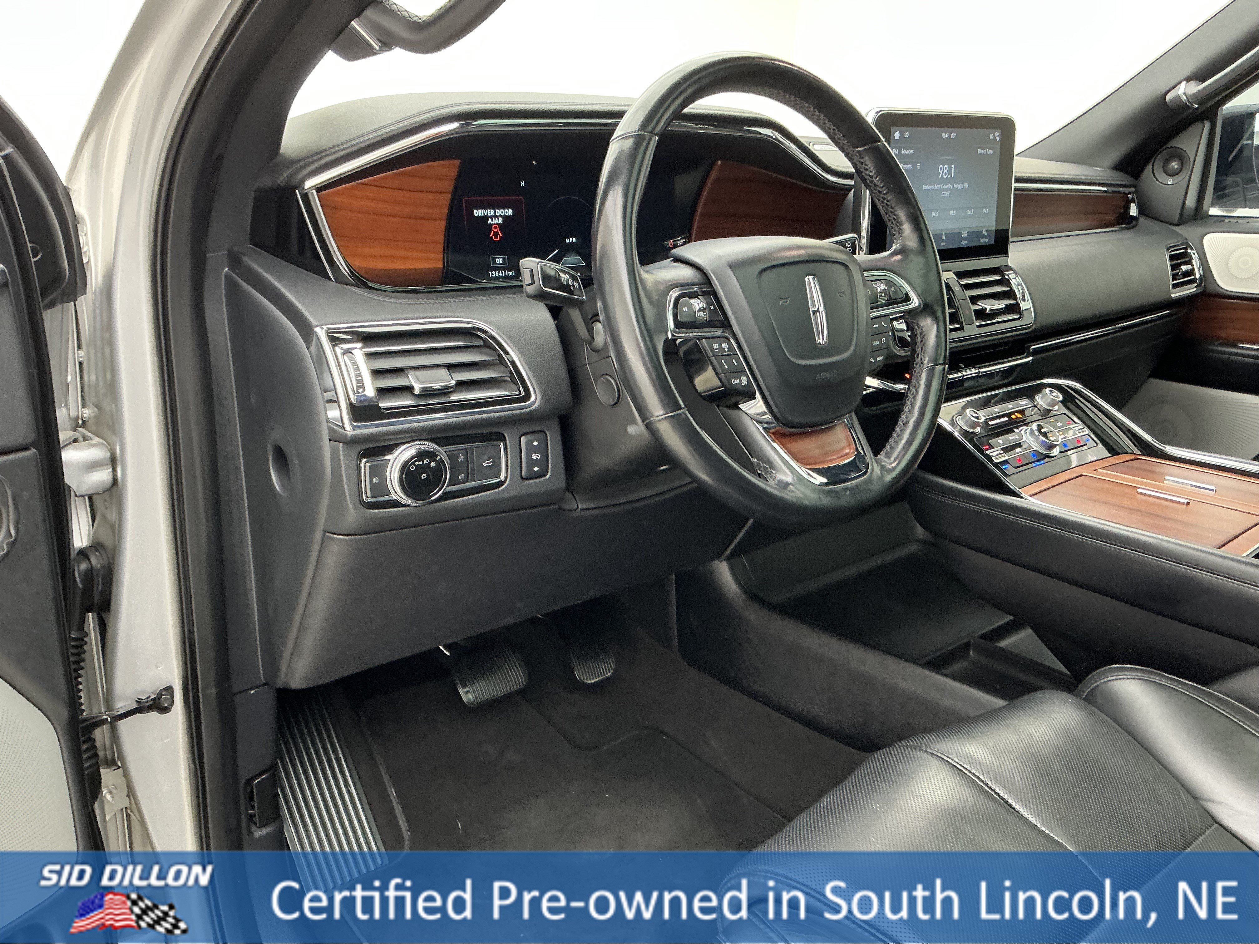 Certified Used 2018 Gray Lincoln Reserve image 16