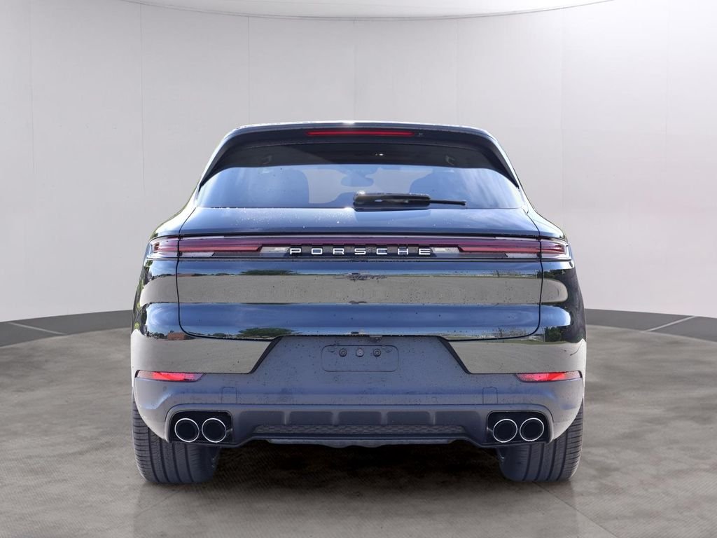 Used 2025 Olive Porsche  image 7