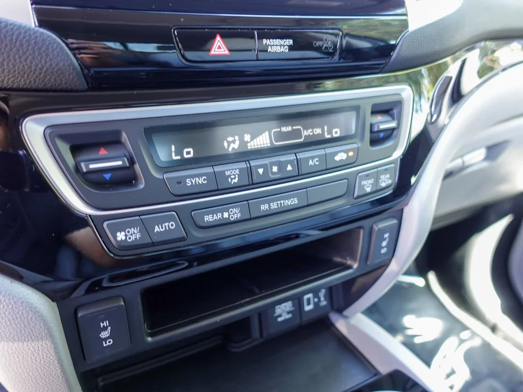 Used 2017  Honda RTL-E image 23