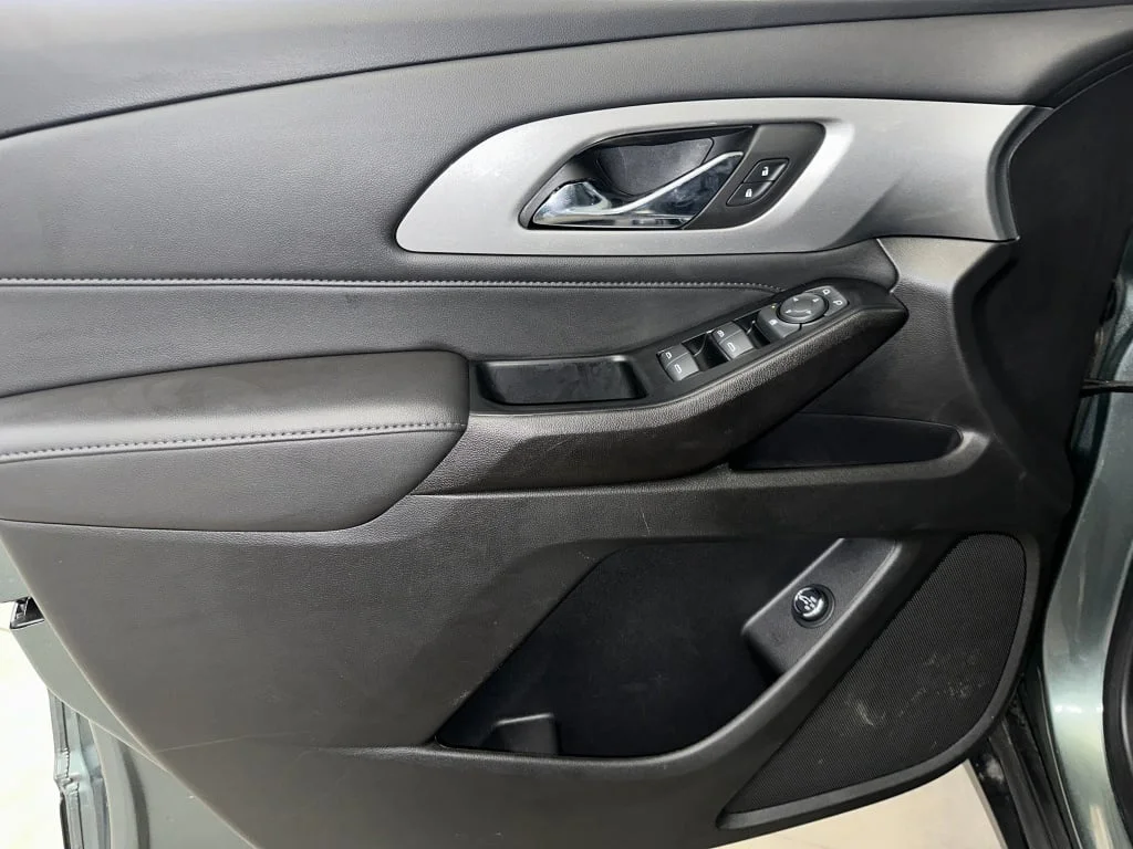 2023 Chevrolet Traverse 1LT - Photo 7