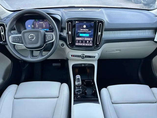 2026 Volvo XC40 Ultra - Photo 15