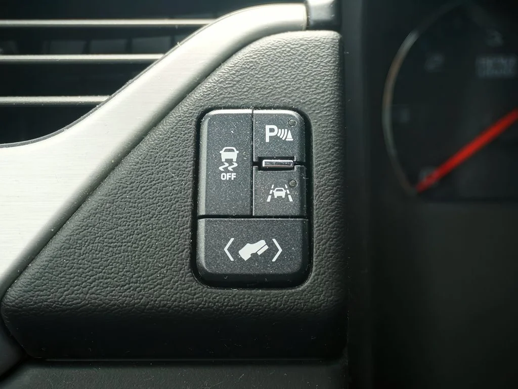 2020 GMC Yukon XL SLT - Photo 25