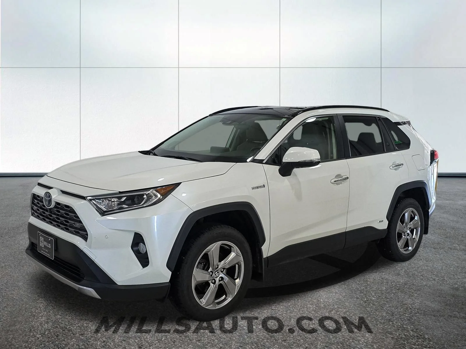 Used 2021 Toyota RAV4 Limited with VIN JTMD6RFV7MD018999 for sale in Willmar, Minnesota