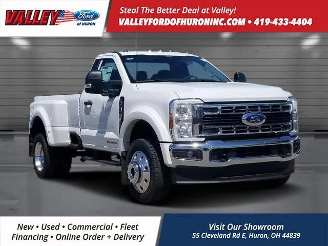 New 2026 White Ford XLT image 1