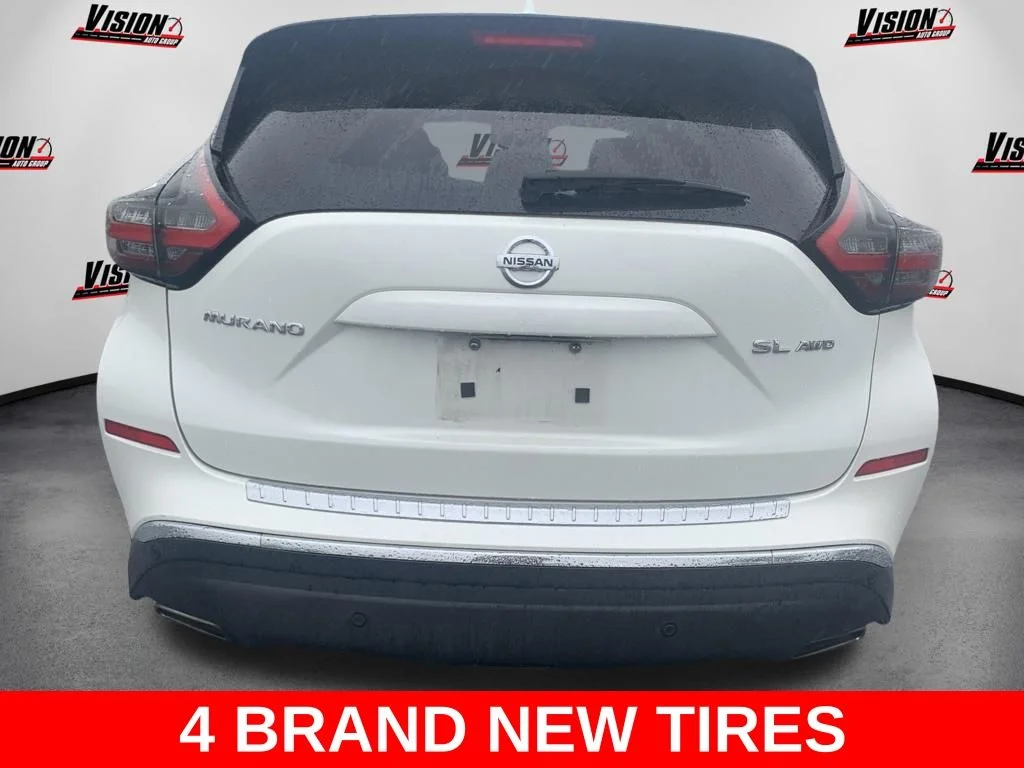 Used 2020 White Nissan SL image 5