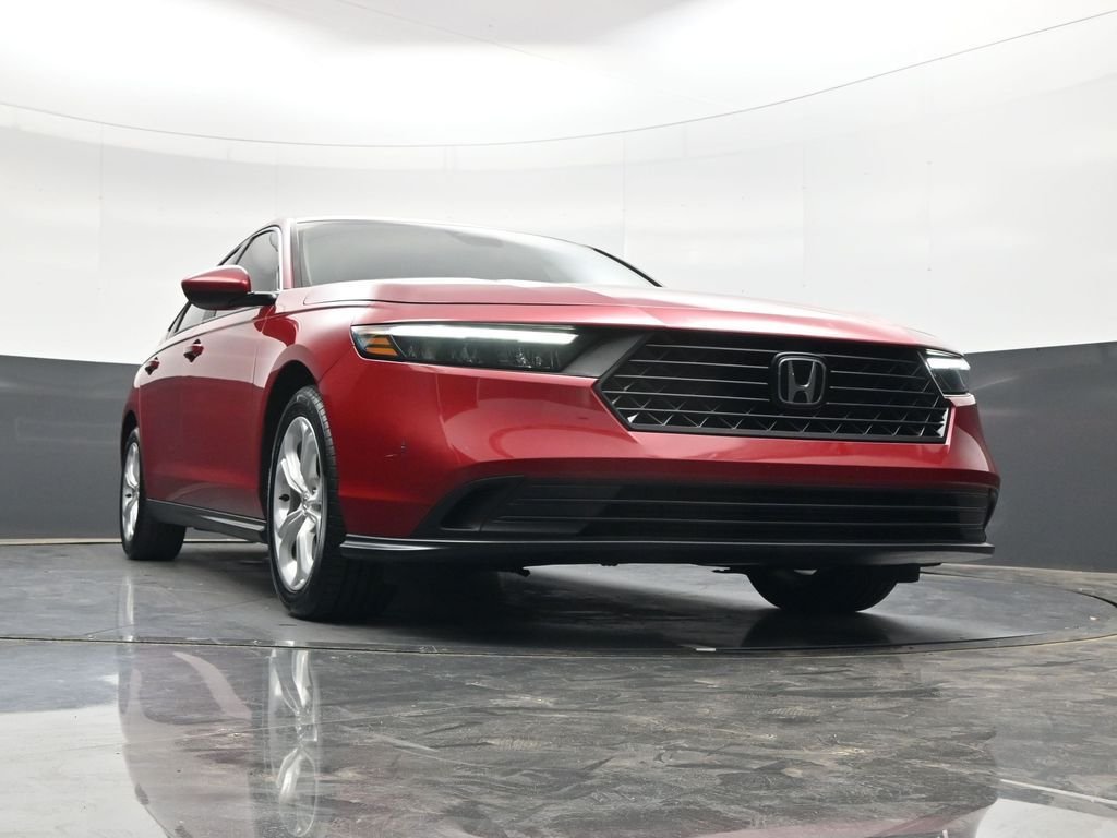 Used 2023  Honda LX image 31
