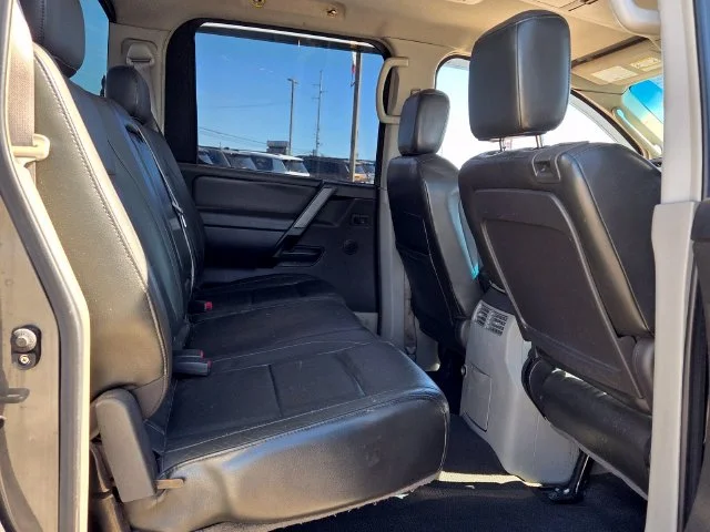 Used 2004 Gray Nissan LE image 17