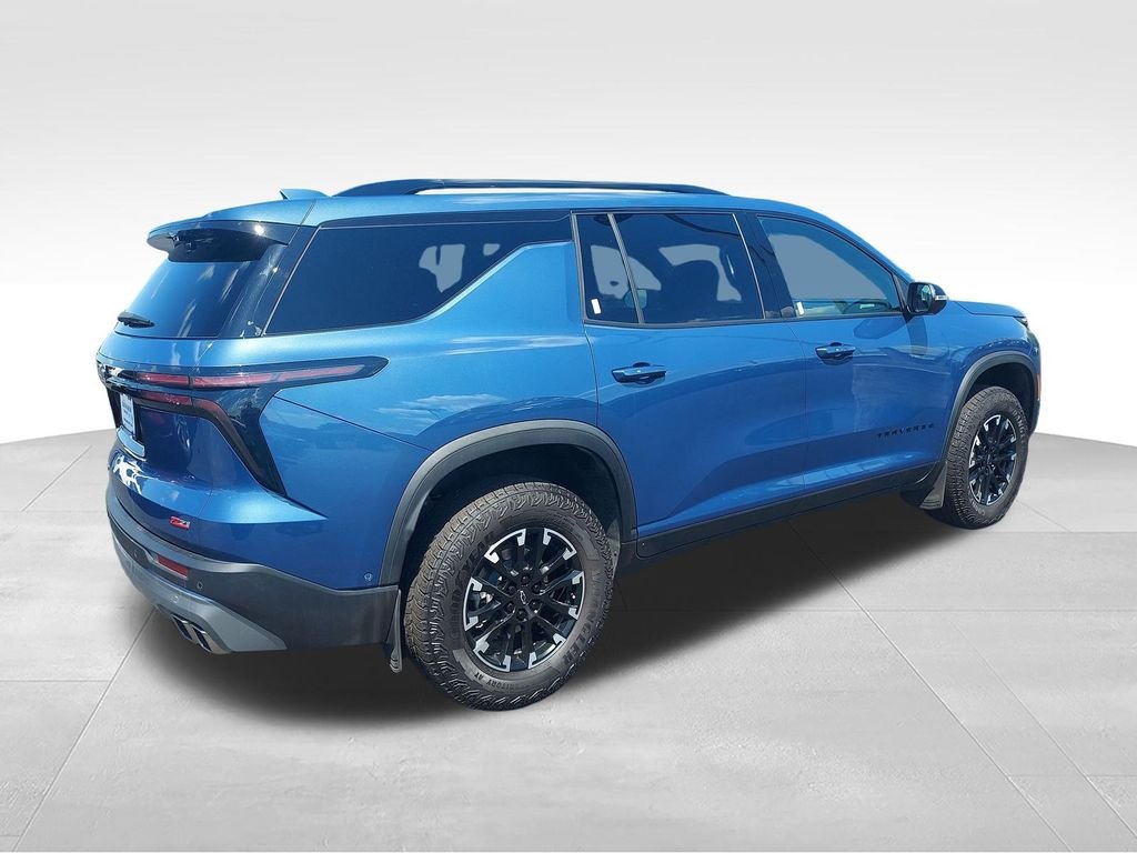 Used 2025 Blue Chevrolet Z71 image 5