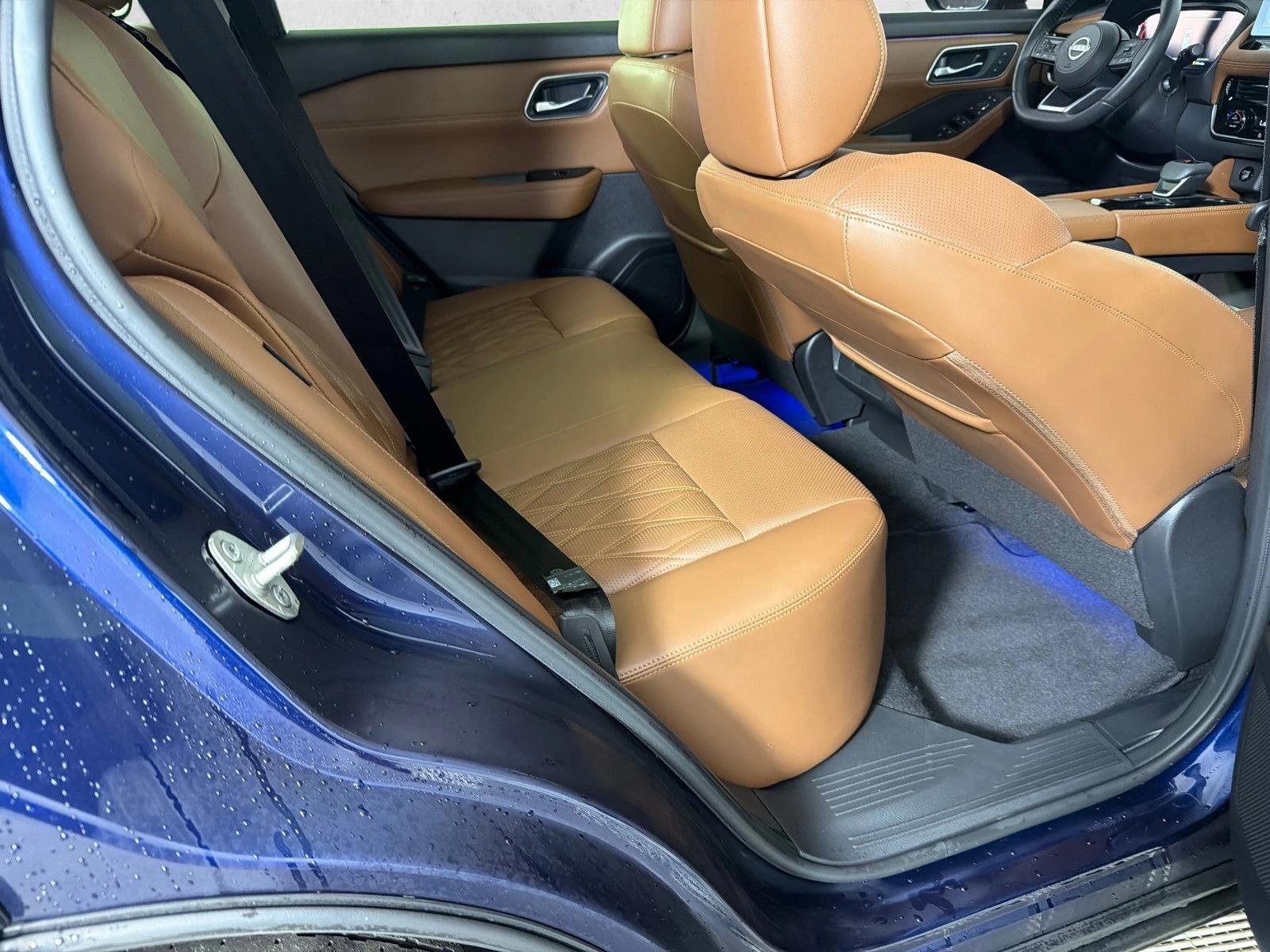 Used 2024 Deep Ocean Blue Pearl/Super Black Nissan Platinum image 17