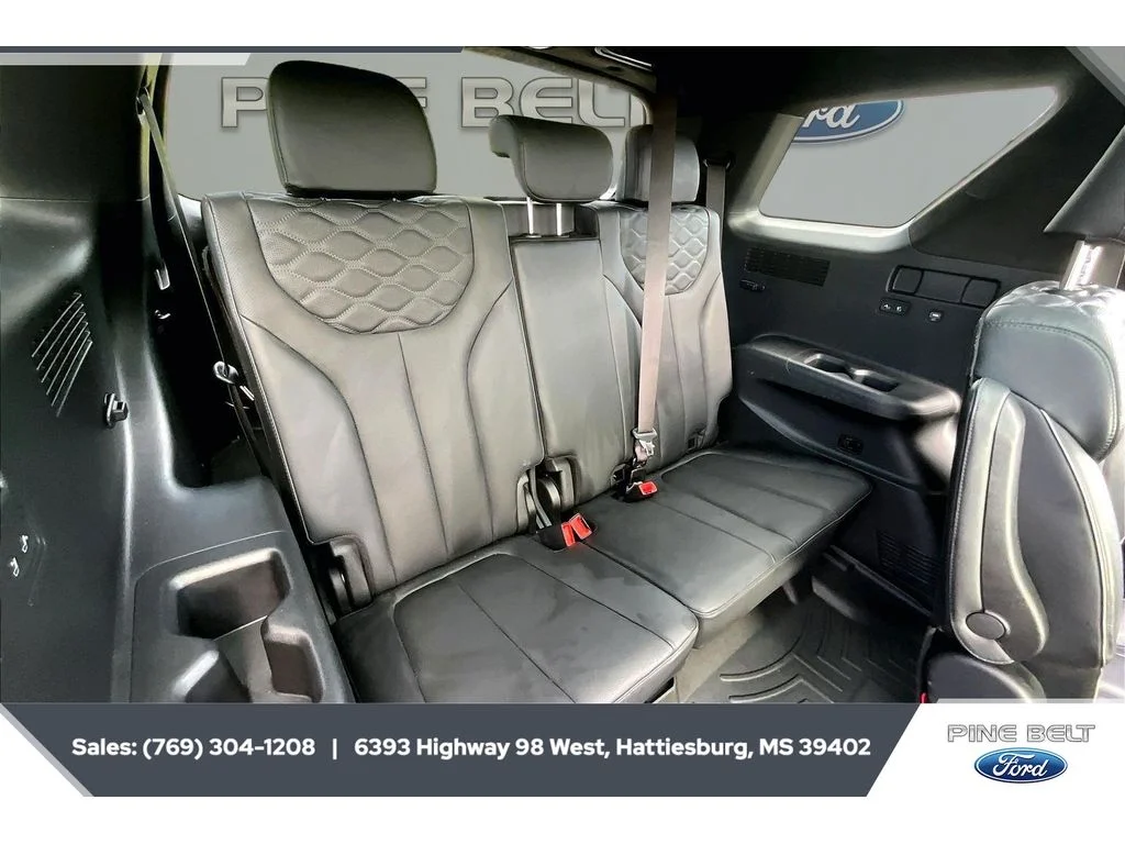 Used 2022 Hyper White Hyundai Calligraphy image 21