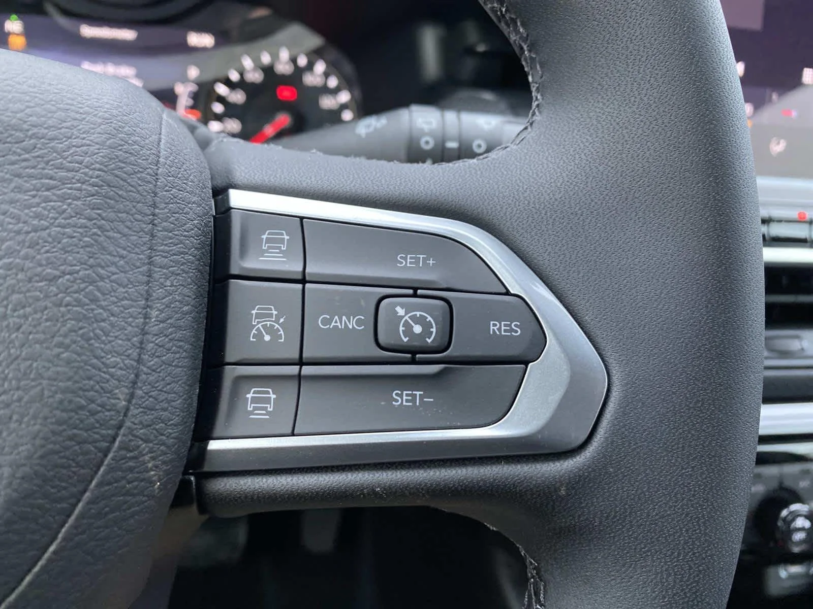 New 2026 Diamond Black Crystal Pearlcoat Jeep Limited Altitude image 13
