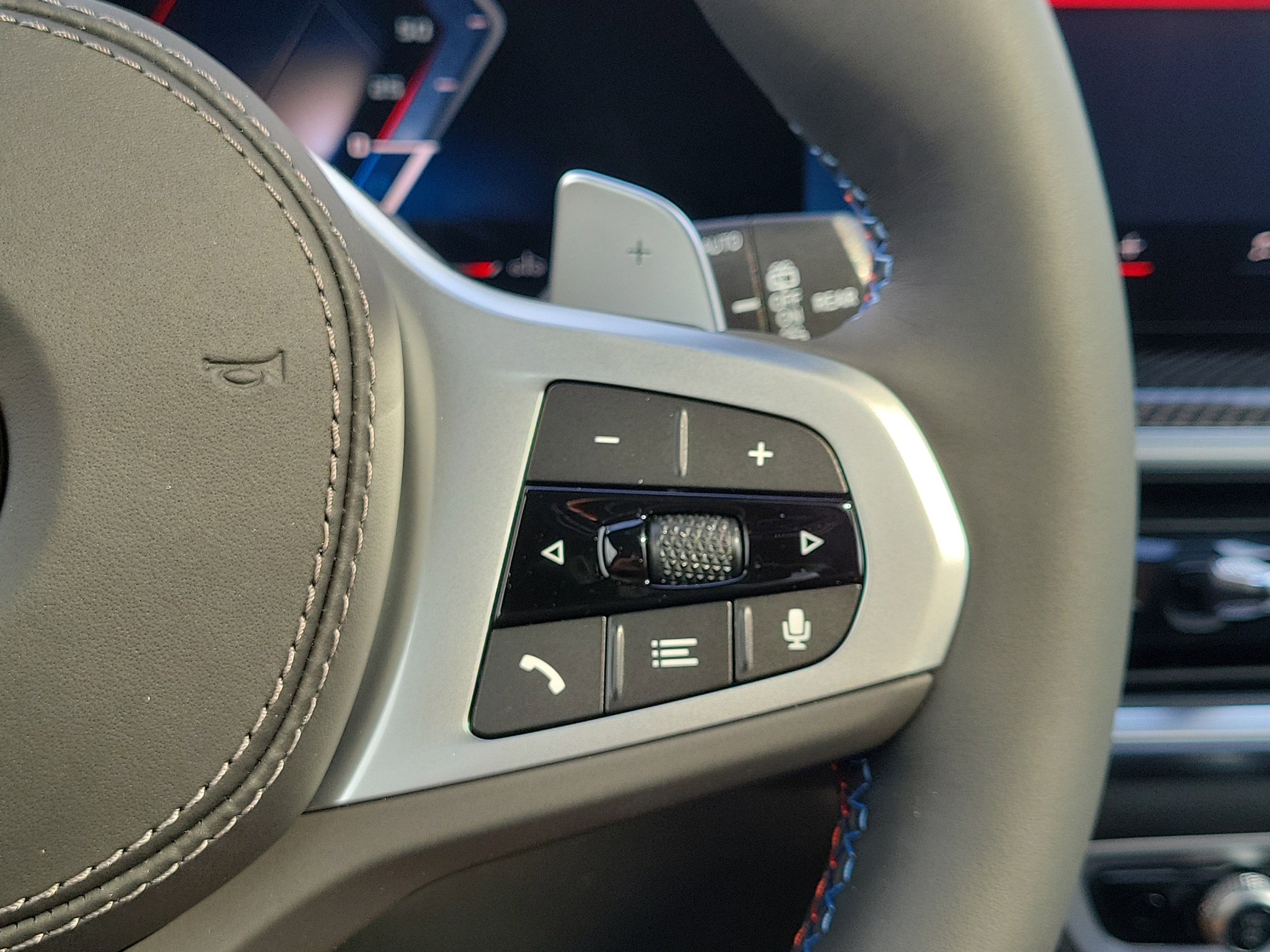 New 2026 Brooklyn Grey Metallic BMW M60i image 22