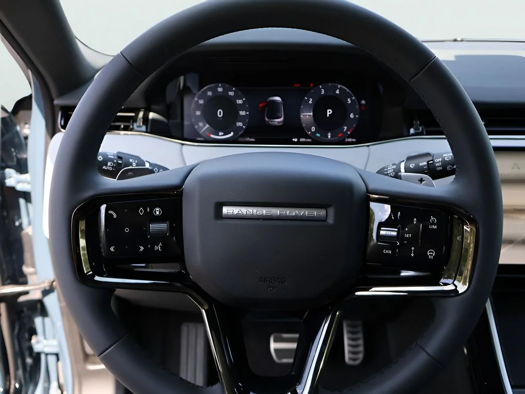 New 2026 Tribeca Blue Metallic Land Rover Hoxton Edition image 30