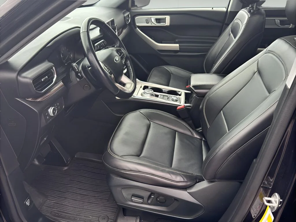 Used 2021 Black Ford Limited Hybrid image 23