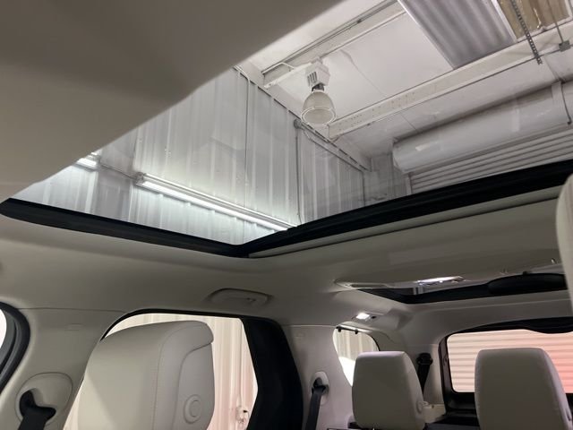 2026 Land Rover Discovery S - Photo 34
