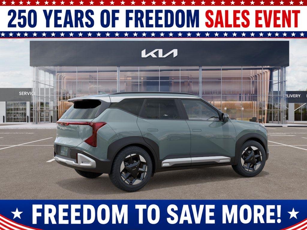 New 2027 Iceberg Green Kia EX image 6